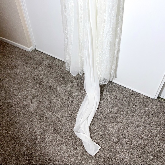 Ark & Co. Long Sleeve Floral Wedding Dress with Train | US Size S - Picture 8 of 13